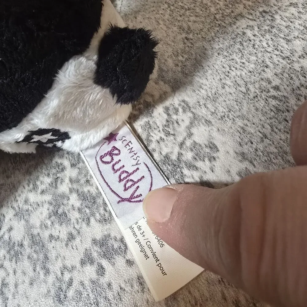Scentsy Buddy Clip Shu Shu Panda New Scented Bag Charm Backpack Clip